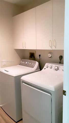 756 Sand Creek Cir, Weston, FL 33327