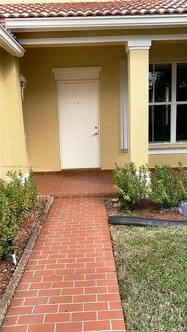 756 Sand Creek Cir, Weston, FL 33327