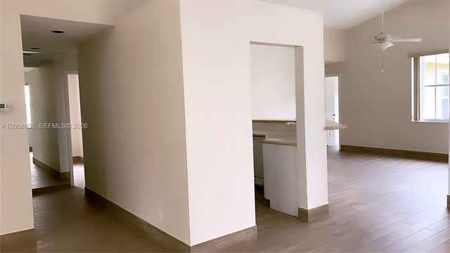 756 Sand Creek Cir, Weston, FL 33327