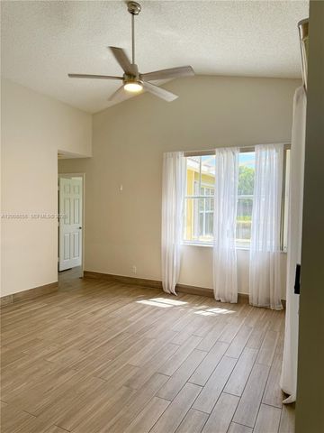 756 Sand Creek Cir, Weston, FL 33327