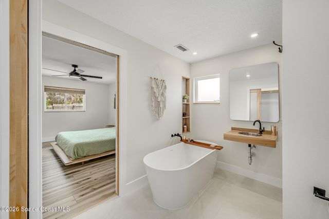 390 Ursa Avenue, Merritt Island, FL 32953