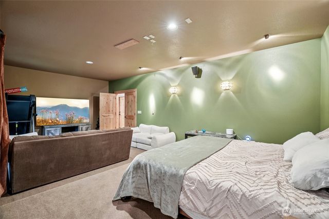 12692 Washougal River Road, Washougal, WA 98671