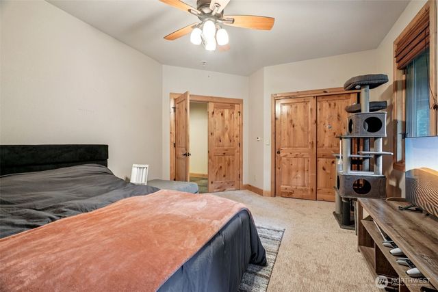 12692 Washougal River Road, Washougal, WA 98671