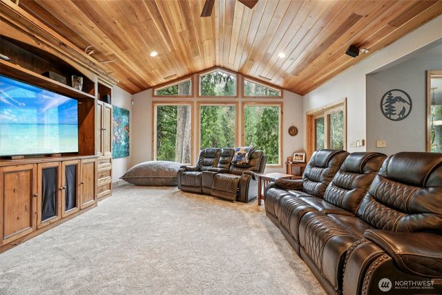 12692 Washougal River Road, Washougal, WA 98671