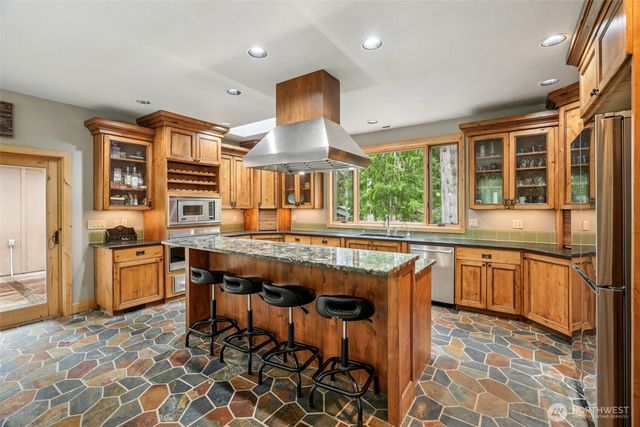 12692 Washougal River Road, Washougal, WA 98671