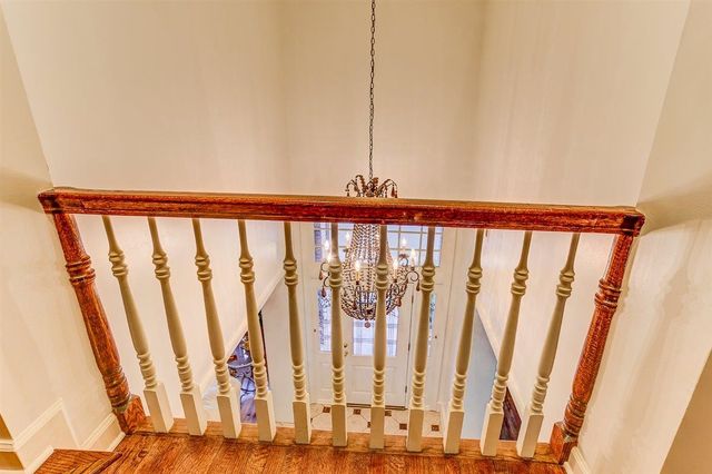 931 W RIVERWALK DR, Memphis, TN 38120