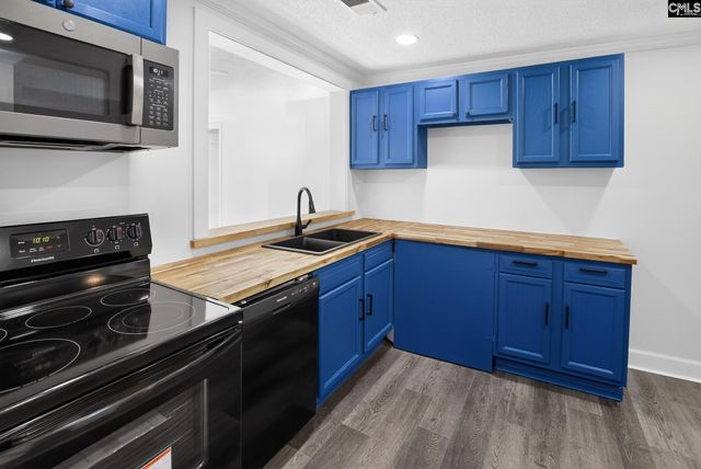 302 Vanboklen Street, Eastover, SC 29044