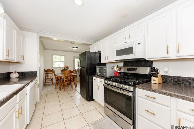 8495 Comite Dr, Baker, LA 70714