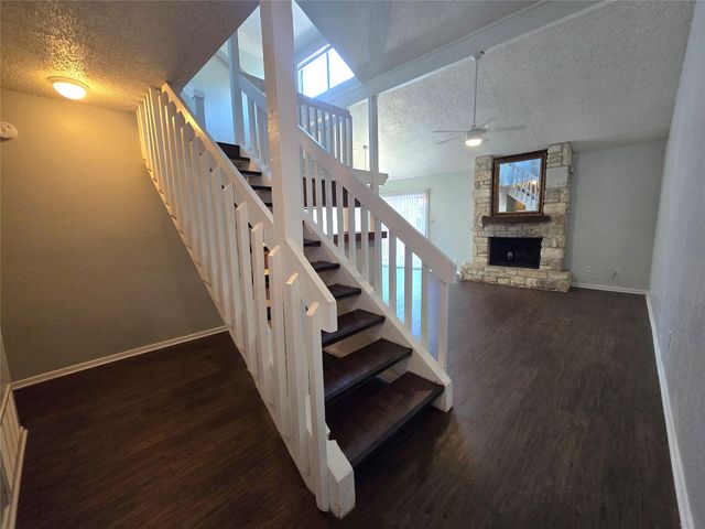 1713 Cinnamon PATH A, Austin, TX 78704