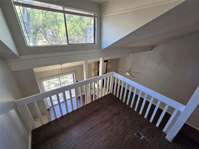 1713 Cinnamon PATH A, Austin, TX 78704