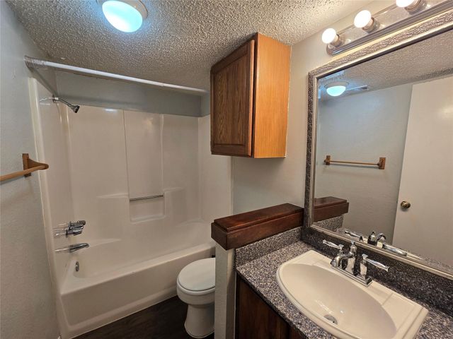 1713 Cinnamon PATH A, Austin, TX 78704