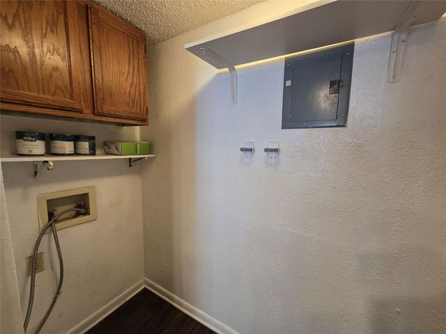 1713 Cinnamon PATH A, Austin, TX 78704