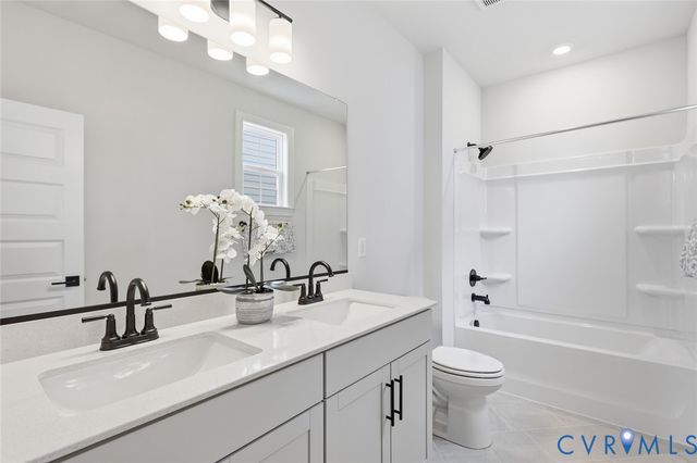 8473 Chimney Rock Dr, Mechanicsville, VA 23116