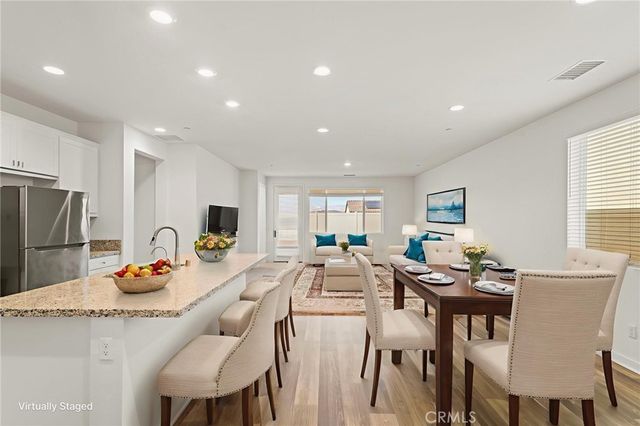 36932 Buccella, Beaumont, CA 92223