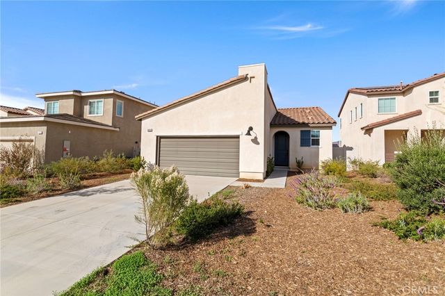 36932 Buccella, Beaumont, CA 92223