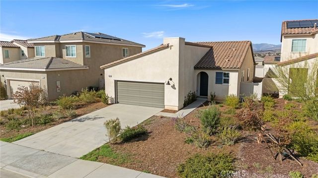 36932 Buccella, Beaumont, CA 92223