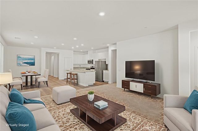 36932 Buccella, Beaumont, CA 92223