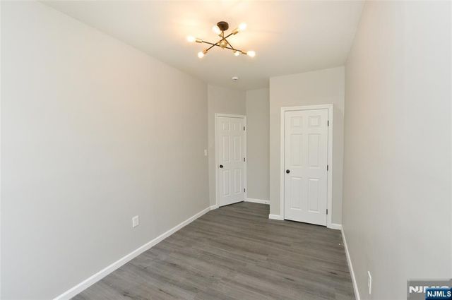 23 Bayview Avenue, Jersey City, NJ 07305