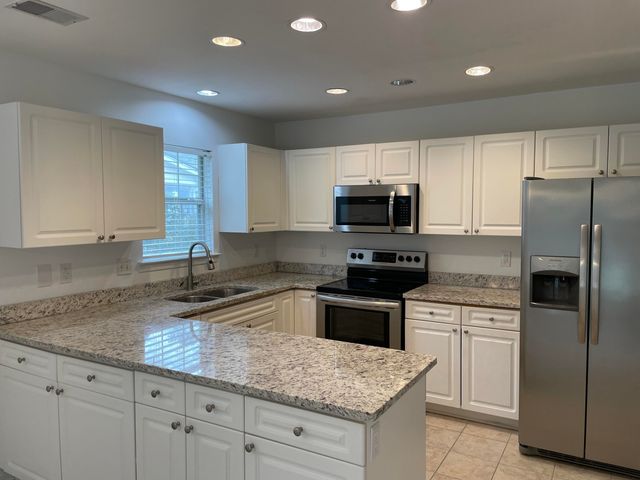 4865 Habersham Lane, Summerville, SC 29485