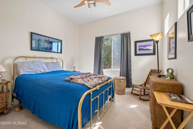 470 W Calle Artistica, Green Valley, AZ 85614