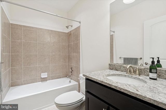 1392 HICKORY HILL RD, Chadds Ford, PA 19317