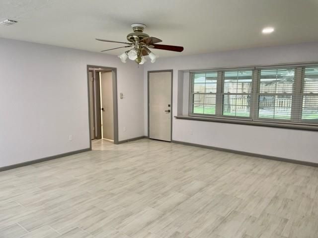 710 Voyager Drive, Houston, TX 77062
