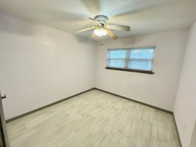 710 Voyager Drive, Houston, TX 77062