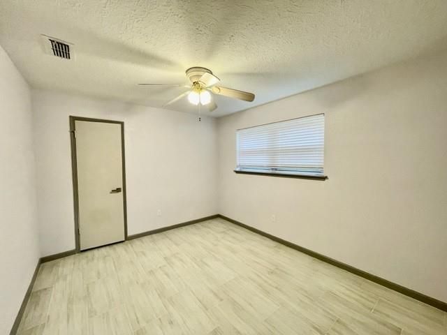 710 Voyager Drive, Houston, TX 77062