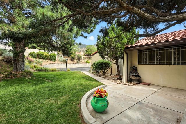 4441 Deborah Lane NE, Albuquerque, NM 87111