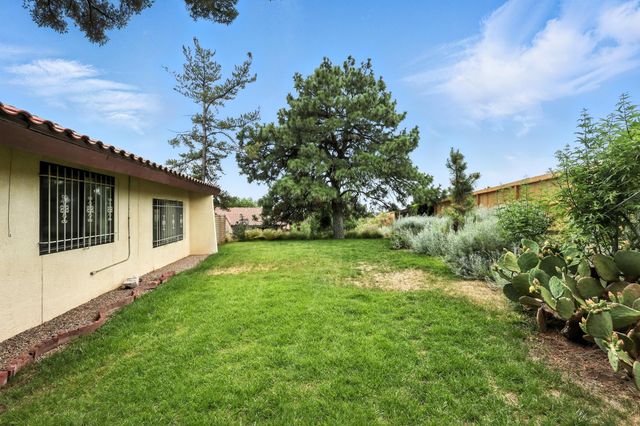 4441 Deborah Lane NE, Albuquerque, NM 87111