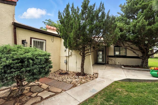 4441 Deborah Lane NE, Albuquerque, NM 87111