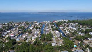 3212 Duke Dr, Gulf Breeze, FL 32563