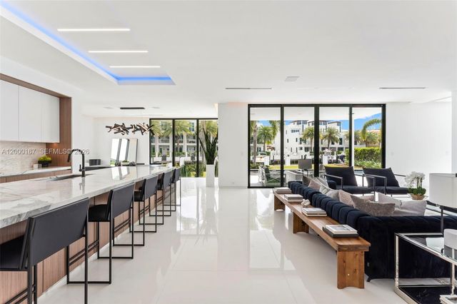 4232 E Tradewinds Avenue, Lauderdale-By-The-Sea, Lauderdale By The Sea, FL 33308