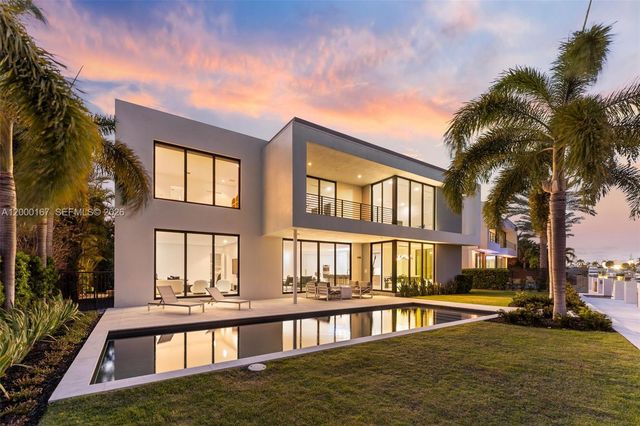 4232 E Tradewinds Avenue, Lauderdale-By-The-Sea, Lauderdale By The Sea, FL 33308
