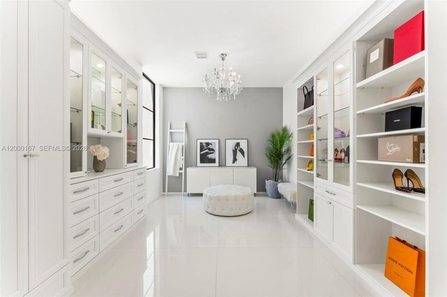4232 E Tradewinds Avenue, Lauderdale-By-The-Sea, Lauderdale By The Sea, FL 33308
