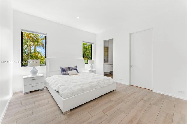 4232 E Tradewinds Avenue, Lauderdale-By-The-Sea, Lauderdale By The Sea, FL 33308