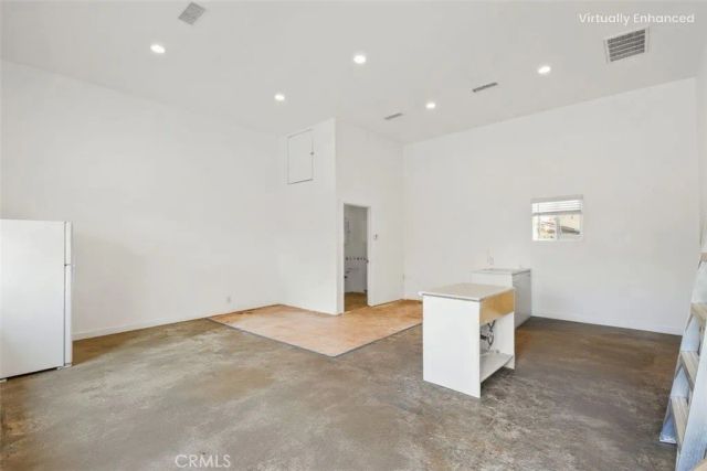 9261 Cedar, Bellflower, CA 90706