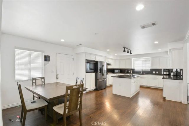 9261 Cedar, Bellflower, CA 90706