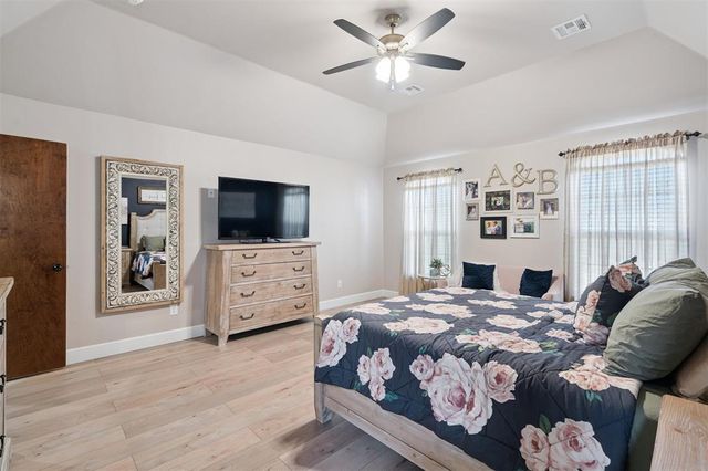 4024 Southridge Lane, Piedmont, OK 73078