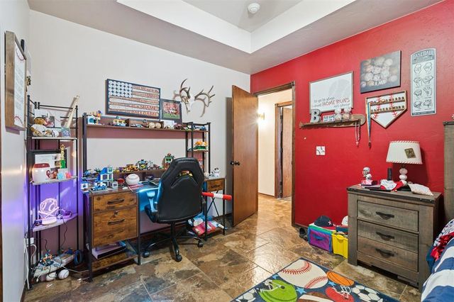 4024 Southridge Lane, Piedmont, OK 73078