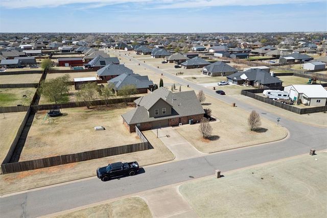 4024 Southridge Lane, Piedmont, OK 73078