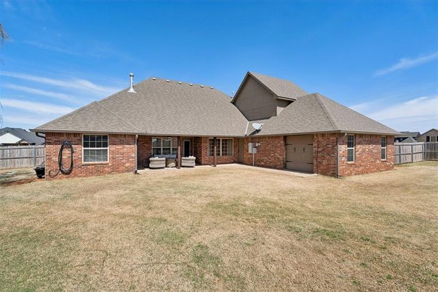 4024 Southridge Lane, Piedmont, OK 73078