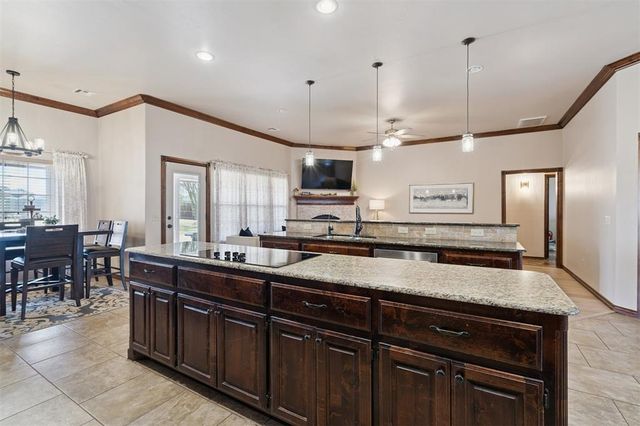 4024 Southridge Lane, Piedmont, OK 73078