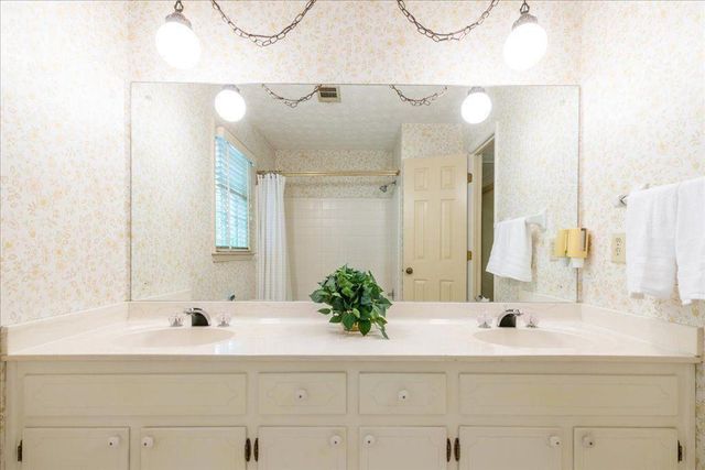 5103 Sandlewood Court, Marietta, GA 30068