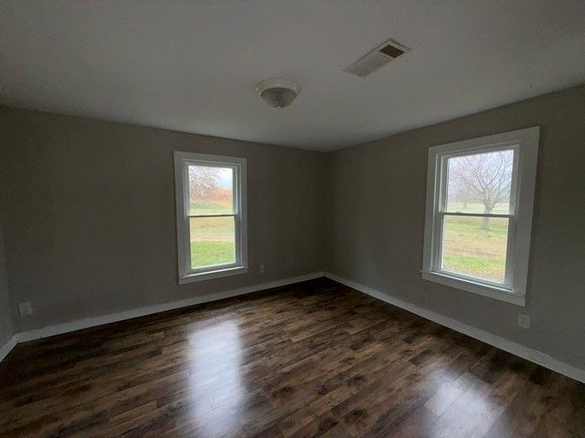 469 Fred Cooper Rd, Mcminnville, TN 37110