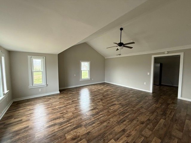 469 Fred Cooper Rd, Mcminnville, TN 37110