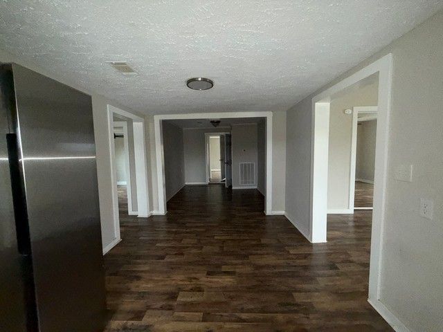 469 Fred Cooper Rd, Mcminnville, TN 37110