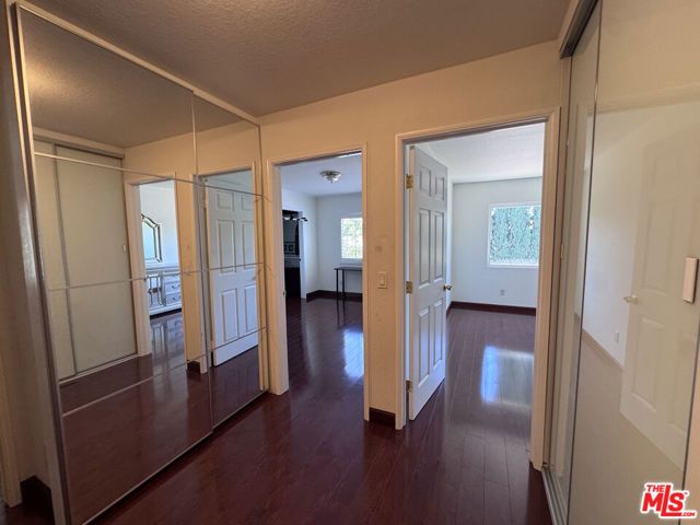 18320 Elkwood Street, Los Angeles, CA 91335
