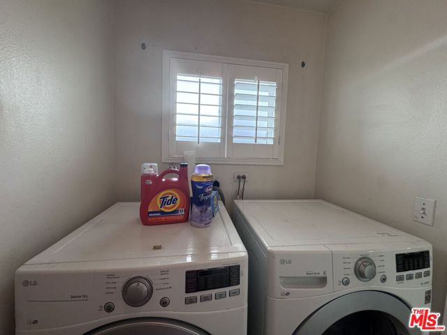 18320 Elkwood Street, Los Angeles, CA 91335