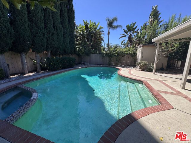 18320 Elkwood Street, Los Angeles, CA 91335